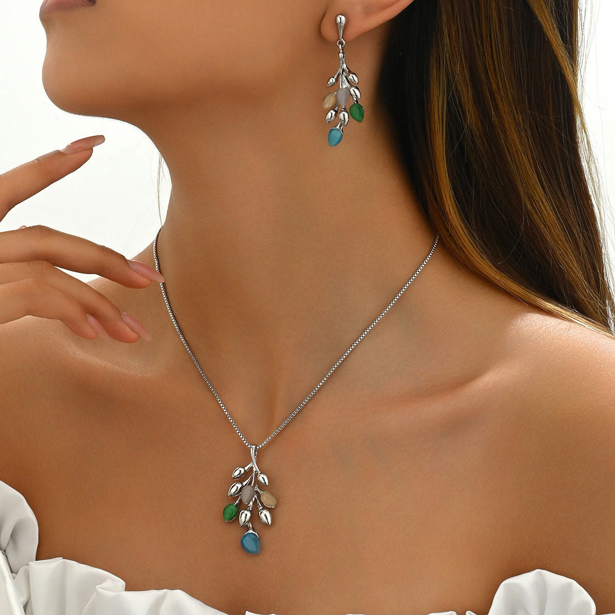 Women's Earrings Necklace Jewelry Suit